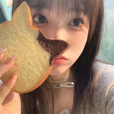 主演 C